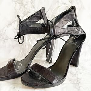 STUART WEITZMAN Leather Crocodile Embossed Heels Black 39